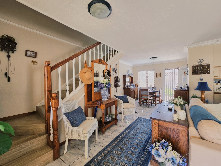 3 Bedroom Property for Sale in Dormehls Drift Western Cape